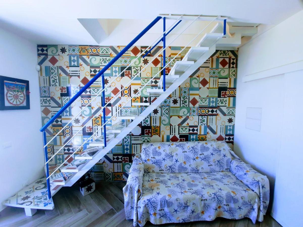 サンタ・フラーヴィアSeafront House Gabbiano Azzurroアパートメント エクステリア 写真