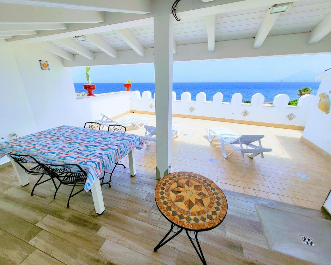 サンタ・フラーヴィアSeafront House Gabbiano Azzurroアパートメント エクステリア 写真