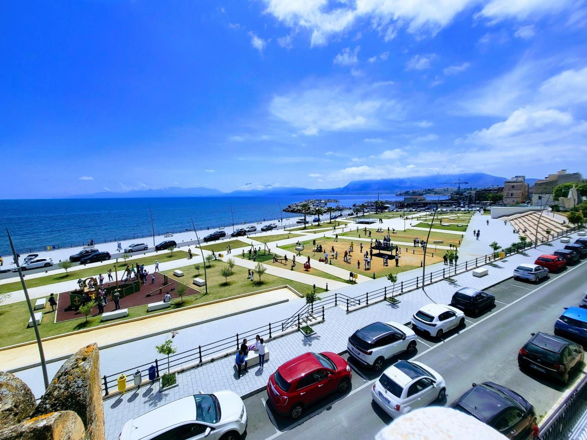 サンタ・フラーヴィアSeafront House Gabbiano Azzurroアパートメント エクステリア 写真
