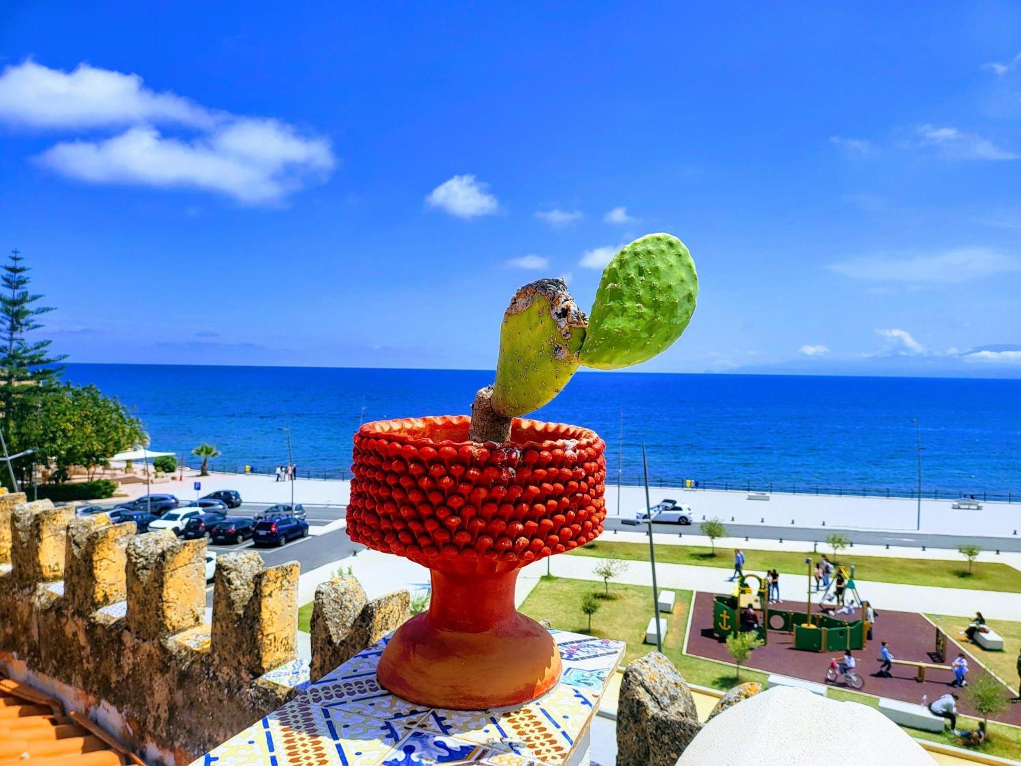 サンタ・フラーヴィアSeafront House Gabbiano Azzurroアパートメント エクステリア 写真