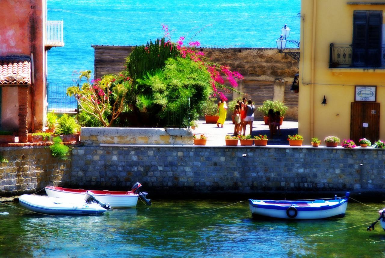 サンタ・フラーヴィアSeafront House Gabbiano Azzurroアパートメント エクステリア 写真
